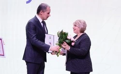 Вячеслав Гладков вручил награды ежегодной премии имени Павла Бедненко