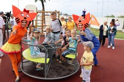 Новая детская игровая площадка появилась в селе Бобровы Дворы губкинской территории 