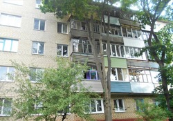 Капитальный ремонт многоквартирного дома №8 на улице Лазарева продолжился в Губкине 