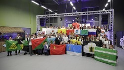 Вячеслав Гладков встретился с будущими участниками Всемирного фестиваля молодёжи 