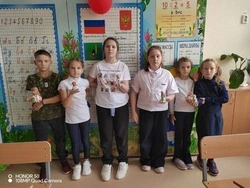 Школьники села Вислая Дубрава приняли участие в мастер-классе «Подорожница»