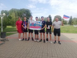 Юные жители села Никаноровка посетили встречу «Вьётся над Россией флаг её судьбы»