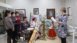 Боброводворские мастерицы Губкинского округа собрались вместе в Васильев вечер