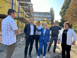 Министр строительства Белгородской области Оксана Козлитина посетила Губкин 