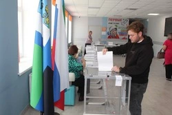 Губкинцы приняли участие в голосовании в первый день выборов 