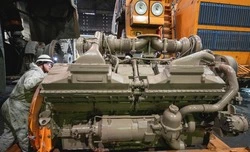 Мотор! Ещё мотор!  Зачем на большегрузах штатные двигатели менять? Есть причины. Целых пять!