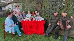 Боброводворские культработники провели литературно-музыкальную площадку «На привале»